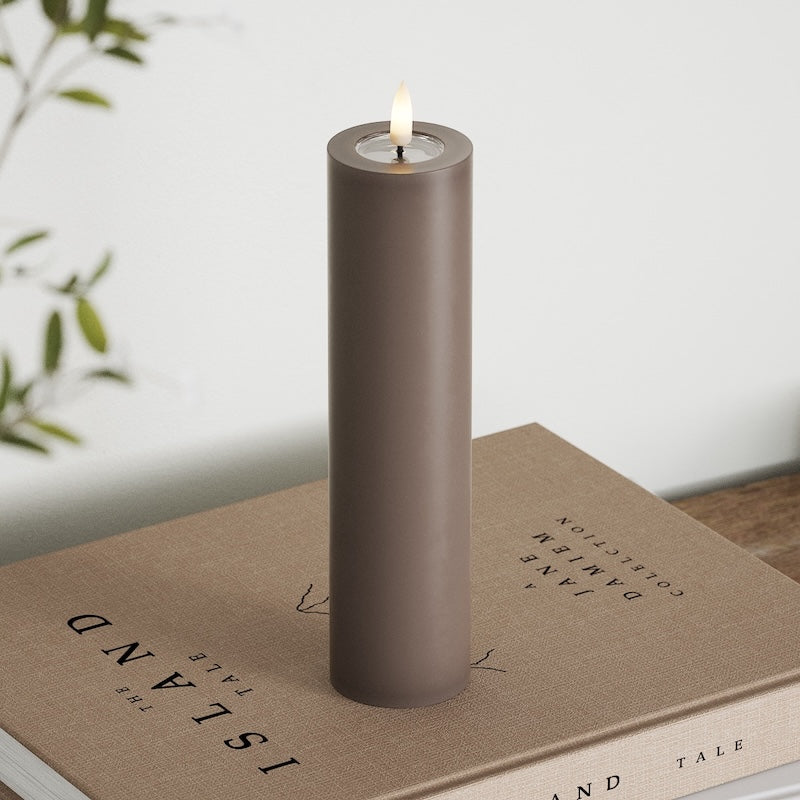 Deluxe Homeart LED Bloklys Ø 5 x 20 cm Mokka