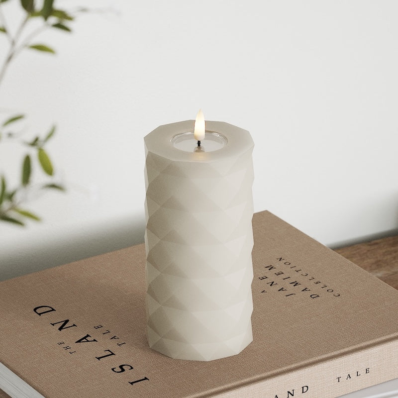 Deluxe Homeart Square LED Blockljus Ø 7,5 x 15 cm Sand